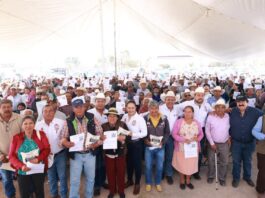 El Secretario de Desarrollo Agropecuario entrega apoyos por contingencias en Ezequiel Montes