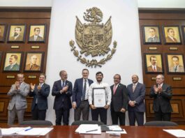 Reconoce Gobernador a empresarios queretanos