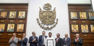 Reconoce Gobernador a empresarios queretanos