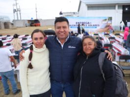 Entrega Jairo Morales primera etapa de calentadores solares en Huimilpan