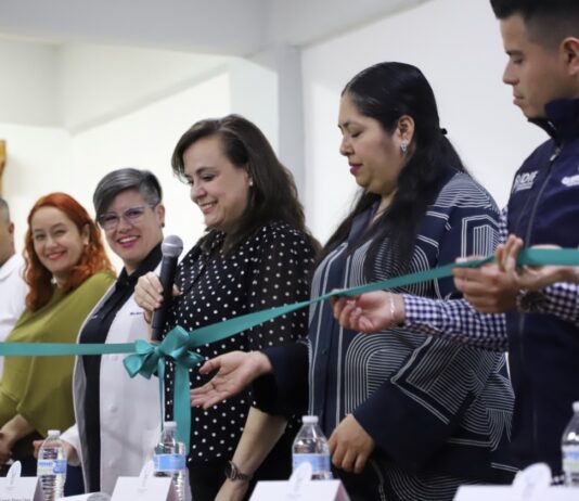 Inaugura Enfermería UAQ Centro de Evaluación Integral de la Marcha para Personas Mayores