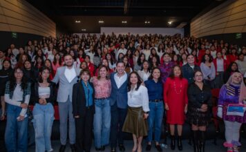 Encabeza Rodrigo Monsalvo clausura de “Soy Mujer, Soy Más Fuerte” con 300 jóvenes marquesinas