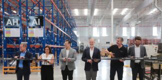 Inaugura Marco Del Prete la empresa Zebra Technologies