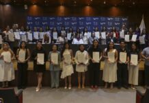 La Universidad Autónoma de Querétaro reconoce a egresados de Enfermería por resultados de excelencia