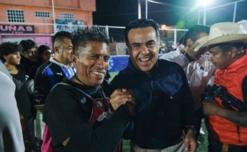 Luis Nava participa en premiación del torneo Talento de Barrio El Gallinero