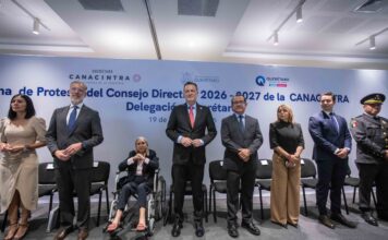 Mauricio Kuri toma protesta al Consejo Directivo de la Cámara Nacional de la Industria de la Transformación