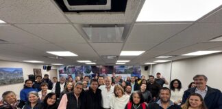 Del Prete presenta programas de Secretaría de Desarrollo Sustentable a comerciantes del Centro Histórico