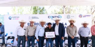 La Secretaría de Desarrollo Agropecuario entrega apoyos en concurrencia a productores de Colón