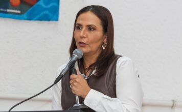 Encabeza Martha Soto conmemoración del 68 aniversario de la Federación de Estudiantes Universitarios