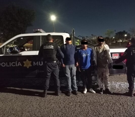 Tres detenidos por intento de robo a vehículo en Villas de Santiago
