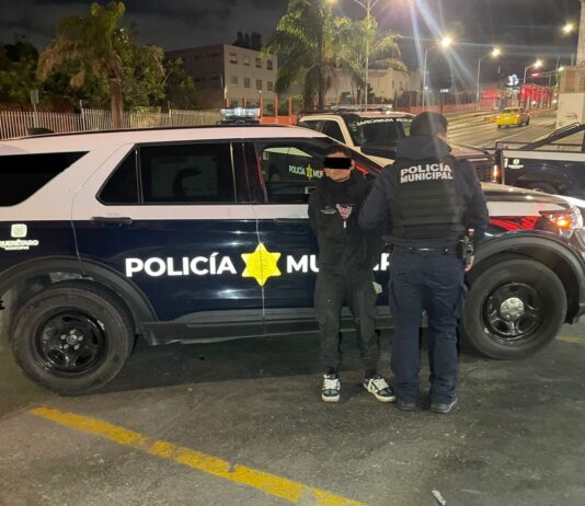 Detenido sujeto por daños y robo a lugar cerrado