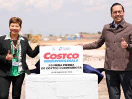 Chepe Guerrero coloca primera piedra del Costco; 100 millones de dólares de inversión para Corregidora