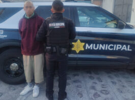Policías del municipio de Querétaro recuperan motocicleta y detienen a “El Pelón»