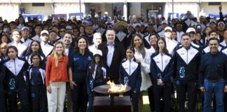 Abandera Gobernador a delegación queretana rumbo a la Olimpiada Nacional CONADE 2026
