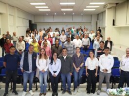 Presenta Luis Nava programas sociales a Colegio de Arquitectos de San Juan del Río