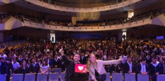 La Secretaría de la Juventud impulsa uso responsable de redes sociales con foro sobre riesgos digitales