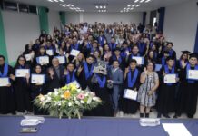 Egresados de la Universidad Tecnológica de Corregidora reciben títulos profesionales