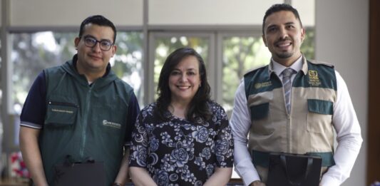 Buscan UAQ e IMSS Bienestar formar parteras a través de licenciatura