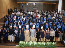 Egresan 65 estudiantes del Bachillerato Mixto COBAQ