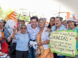 Rodrigo Monsalvo fortalece el apoyo a adultos mayores con entrega de despensas en El Marqués