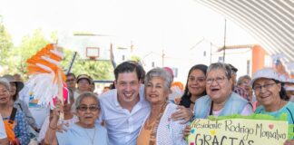 Rodrigo Monsalvo fortalece el apoyo a adultos mayores con entrega de despensas en El Marqués