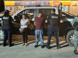 Detienen a pareja por portación ilegal de armas de fuego