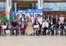Recibe Martha Soto a equipos ganadores del First LEGO League 2026