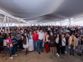 Encabeza Rodrigo Monsalvo festejos por el Día de las Madres en Chichimequillas