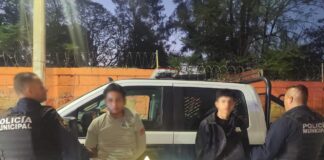Dos masculinos detenidos por robo a domicilio