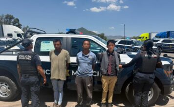 Aseguradas tres personas por robo de vehículo en Santa Catarina