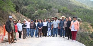 La Comisión Estatal de Infraestructura y la Secretaría de Gobierno supervisan reconstrucción de camino municipal en Cadereyta de Montes