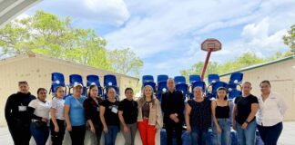 Entrega USEBEQ mobiliario escolar en seis escuelas de la zona metropolitana