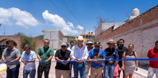 Entrega Rodrigo Monsalvo obras por más de 20 millones de pesos