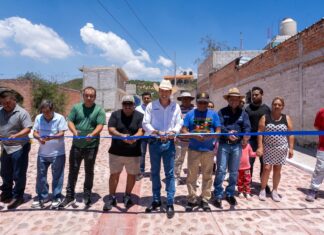 Entrega Rodrigo Monsalvo obras por más de 20 millones de pesos