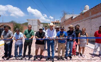 Entrega Rodrigo Monsalvo obras por más de 20 millones de pesos