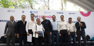 Brinda Gobierno del Estado certeza jurídica a familias de la Zona Metropolitana con entrega de escrituras públicas