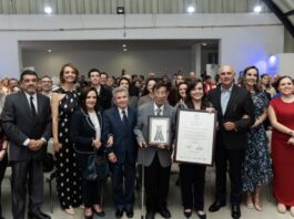 Entrega UAQ “Legado Universitario” al Mtro. Aurelio Olvera Montaño