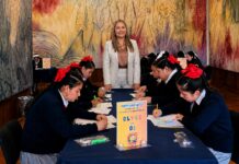 Refuerza USEBEQ habilidades comunicativas en estudiantes de secundaria