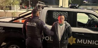 Detenido masculino por robo equiparado de vehículo