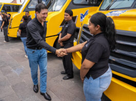 Rodrigo Monsalvo fortalece el Transporte Escolar Gratuito con inversión de más de 31 millones de pesos