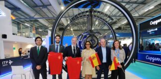 Promueve Marco Del Prete a Querétaro en la Feria Aeroespacial de Farnborough