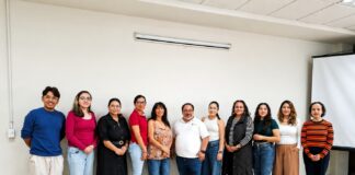 El Consejo Estatal Contra las Adicciones capacita a personal de la Facultad de Ingeniería de la UAQ en prevención y atención de adicciones digitales