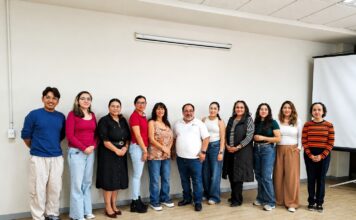 El Consejo Estatal Contra las Adicciones capacita a personal de la Facultad de Ingeniería de la UAQ en prevención y atención de adicciones digitales