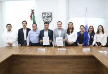 Jairo Morales firma alianza con la Universidad Tecnológica de Querétaro