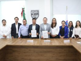 Jairo Morales firma alianza con la Universidad Tecnológica de Querétaro