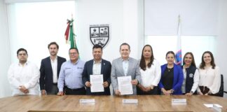 Jairo Morales firma alianza con la Universidad Tecnológica de Querétaro