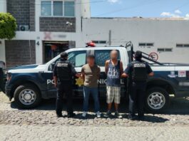 Detenidos por robo a comercio y resistencia de particularidades en la colonia Cimatario