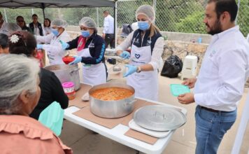 Lleva Car Herrera Comedores Móviles al semidesierto queretano
