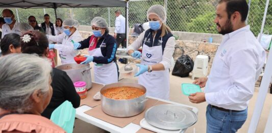 Lleva Car Herrera Comedores Móviles al semidesierto queretano