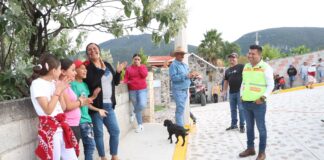 Jairo Morales entrega urbanización de calles Azucenas y Laureles en El Salitrillo
